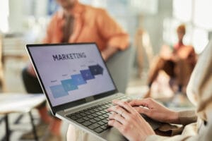 Guia Completo: Automação de Marketing + CRM